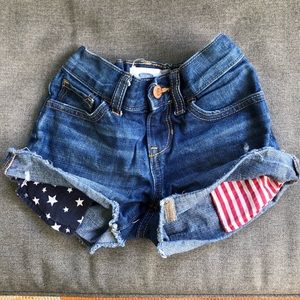 Cutoff Jean shorts